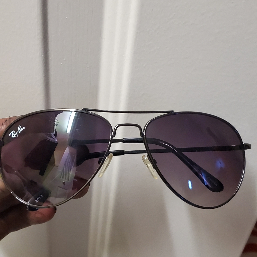 Ray ban